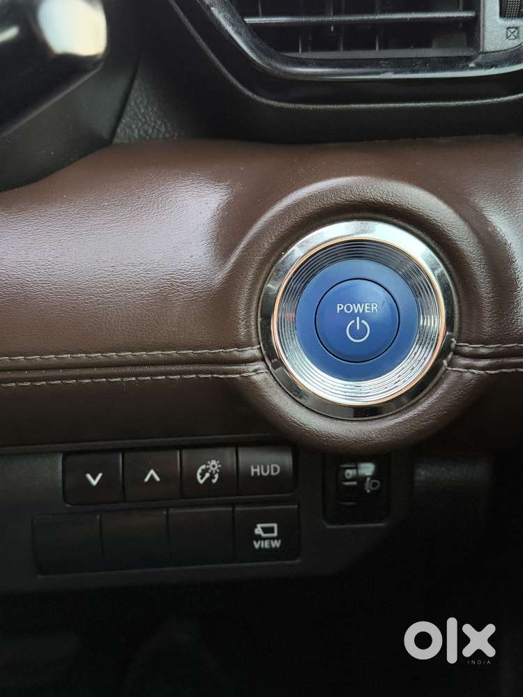 Toyota Urban Cruiser Hyryder 1.5 V Hybrid, 2023, Petrol