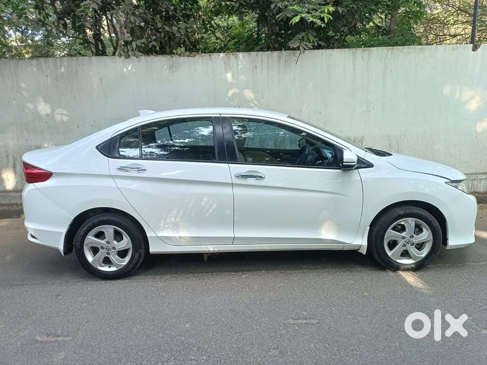 Honda City I-vtec V, 2017, Petrol