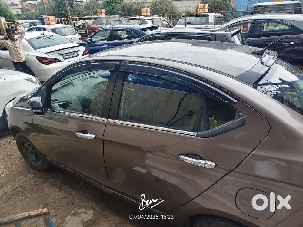 Tata Tigor Revotron Xe 2018