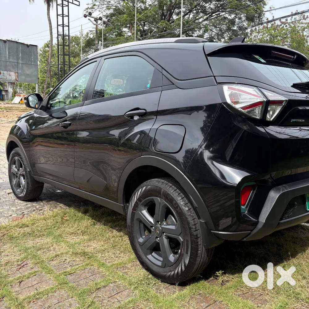 Vehicle Details:

Model: Tata Nexon Ev Xz+ Lux Dk
Year: 2023
Kilometre