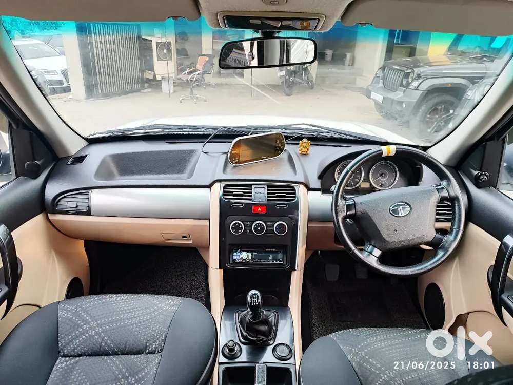 Tata Safari Storme Lx 2013 Diesel 4x2
