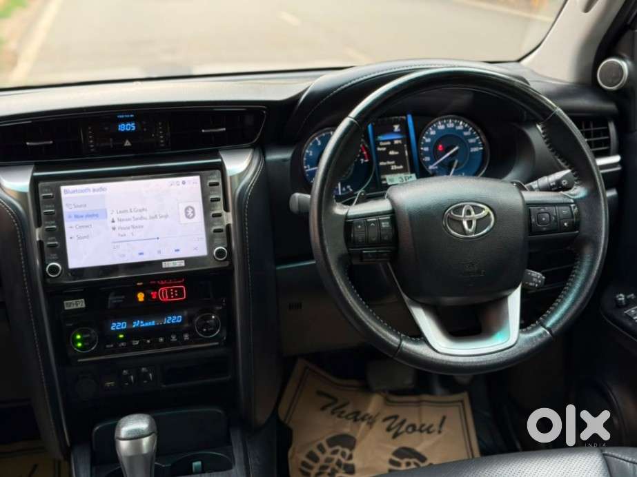 Toyota Fortuner, 2025, Petrol