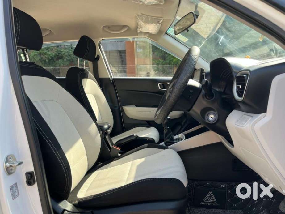 Hyundai Venue S Mt 1.2 Kappa, 2023, Cng & Hybrids