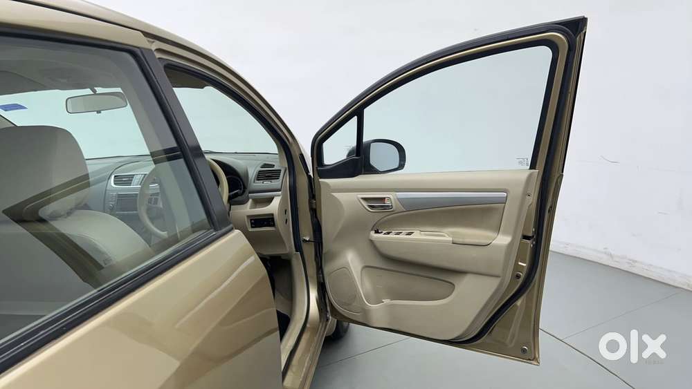 Maruti Suzuki Ertiga Vxi At, 2016, Petrol