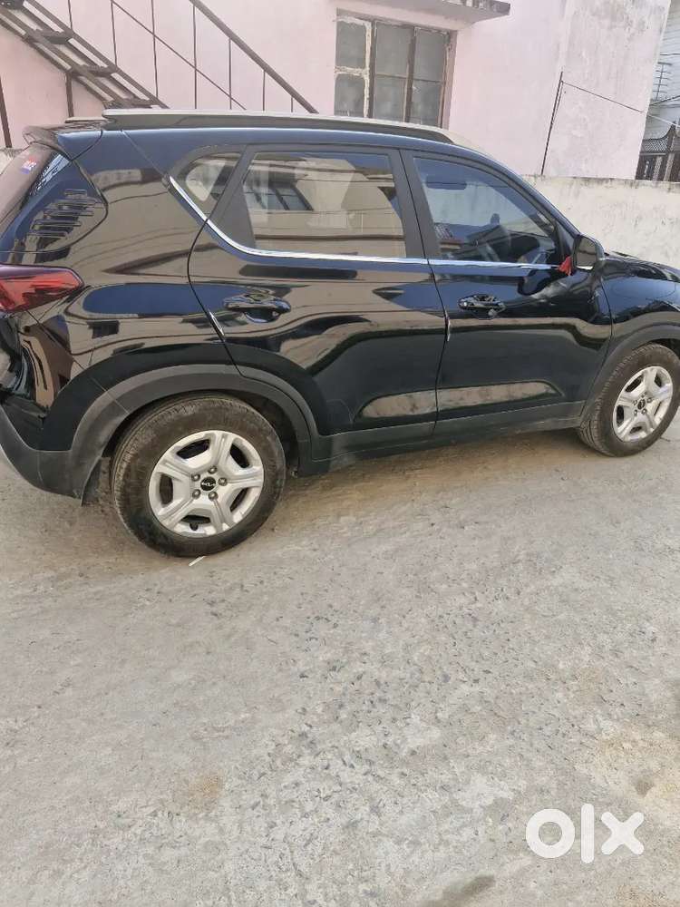 Kia Sonet 2023 ( August)petrol Well Maintained