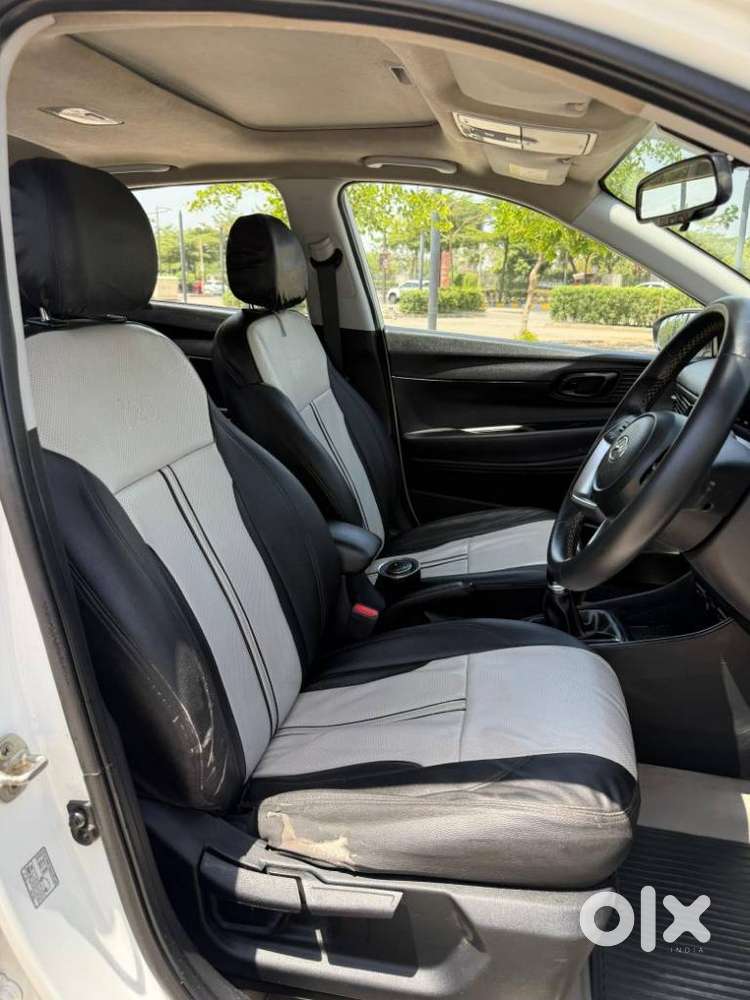 Hyundai Elite I20 Asta (o) 1.2 Mt, 2021, Petrol