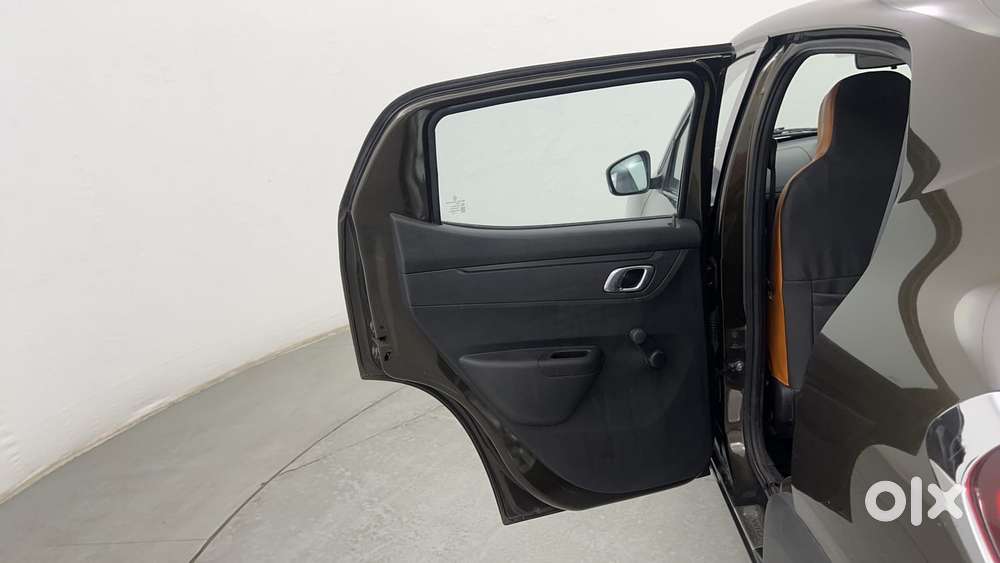 Renault Kwid 2019-ongoing 1.0 Rxt (o), 2019, Petrol