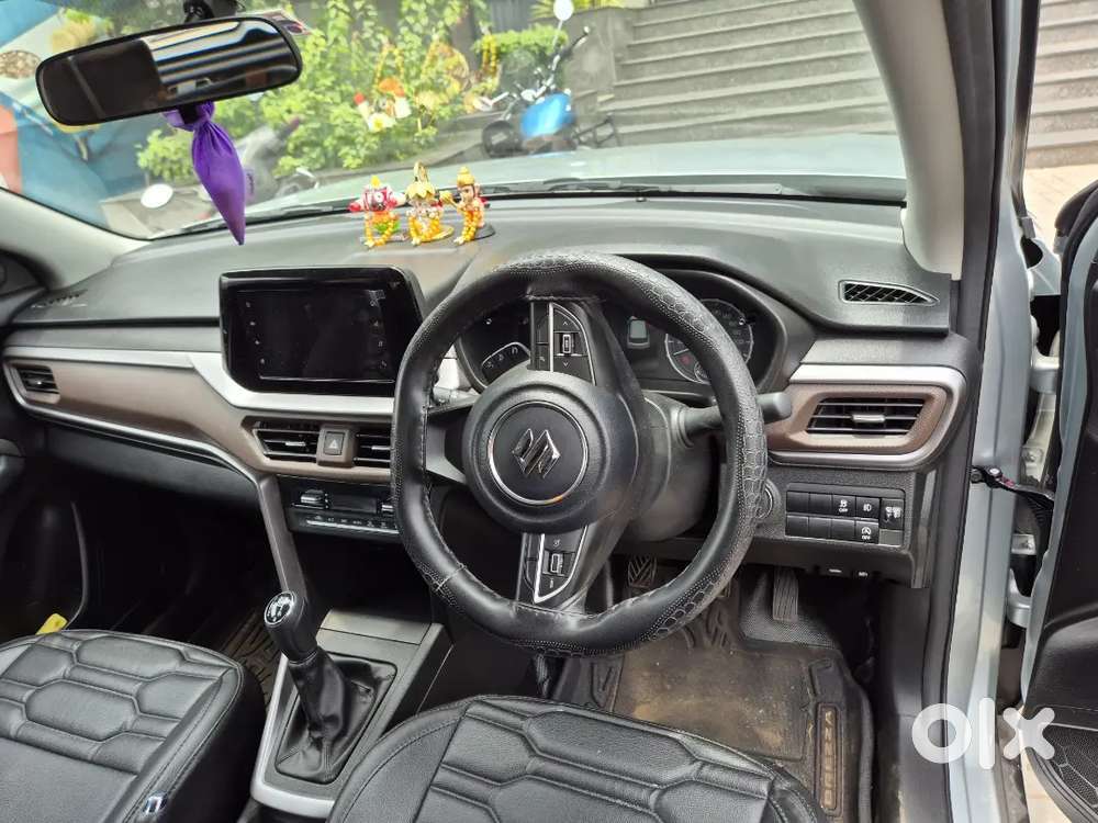 Maruti Suzuki Brezza Zxi Hybrid 2025 Petrol Manual
