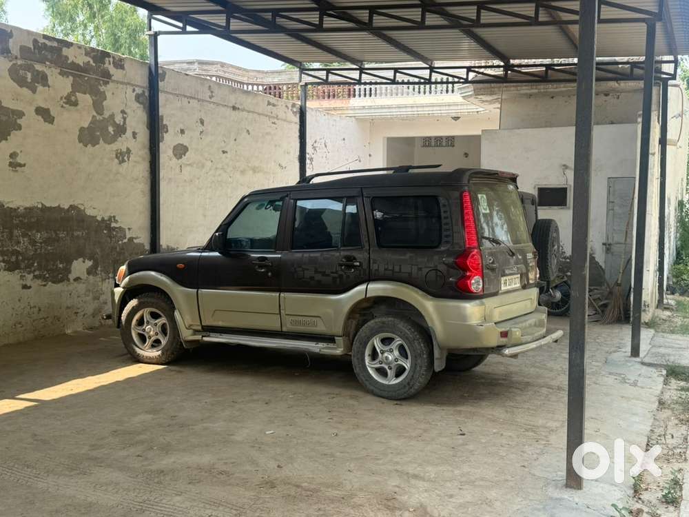 Mahindra Scorpio Classic 2010 Diesel Car