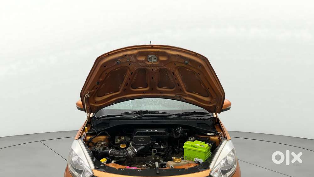 Tata Tiago 1.2 Revotron Xza, 2017, Petrol