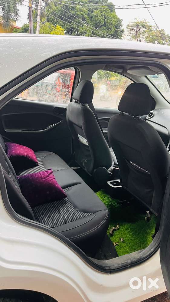 Ford Figo Petrol 2019