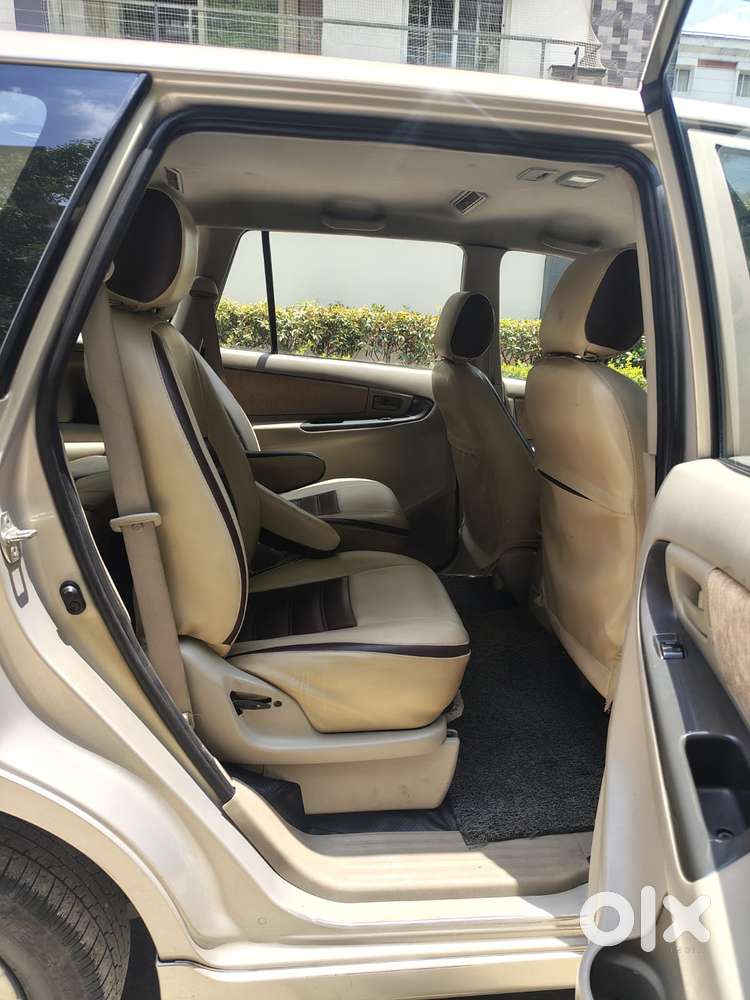 Toyota Innova 2.5 Gx 7 Seater Bs Iv, 2013, Diesel