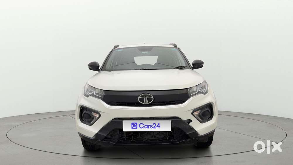 Tata Nexon 1.5 Revotorq Xma Amt (s), 2022, Petrol