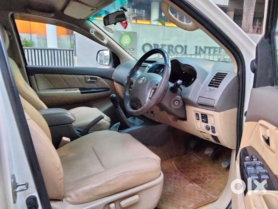 Toyota Fortuner 2011-2016 4x2 Manual, 2012, Diesel