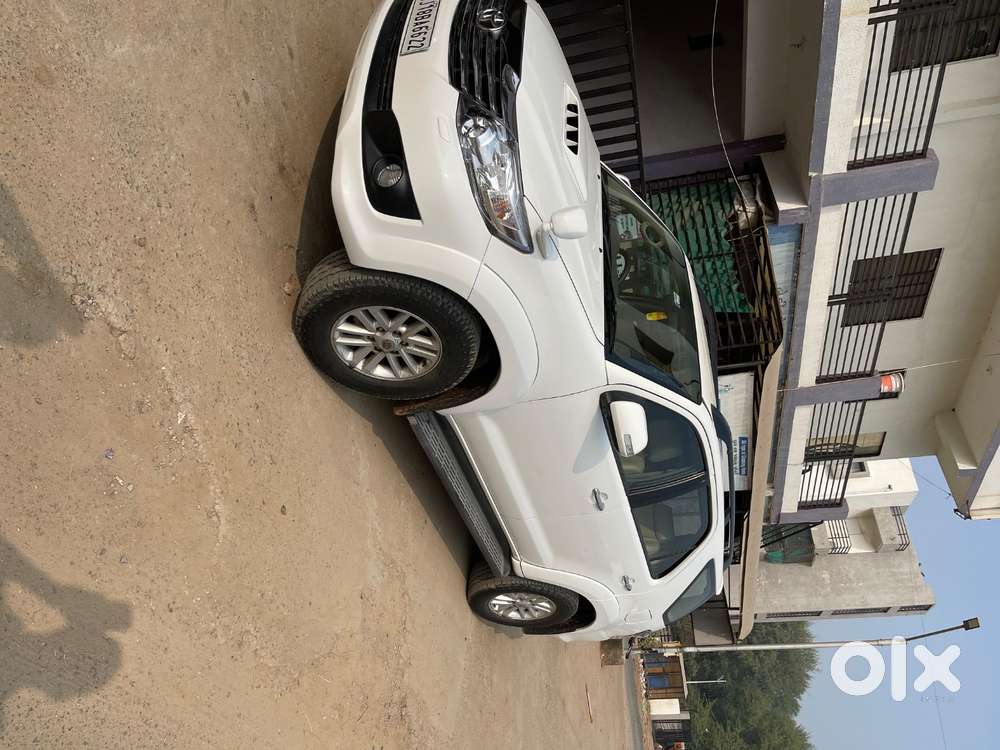 Toyota Fortuner Sportivo 2012