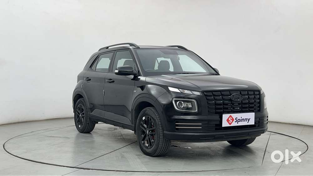 Hyundai Venue Sx(o) 1.0 Turbo Dct Knight Edition, 2023, Petrol