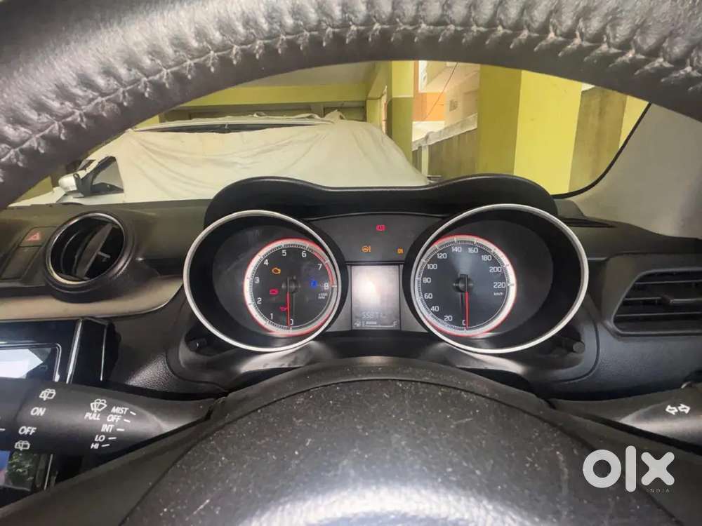 Maruti Suzuki Swift Zxi 2022 Petrol Automatic