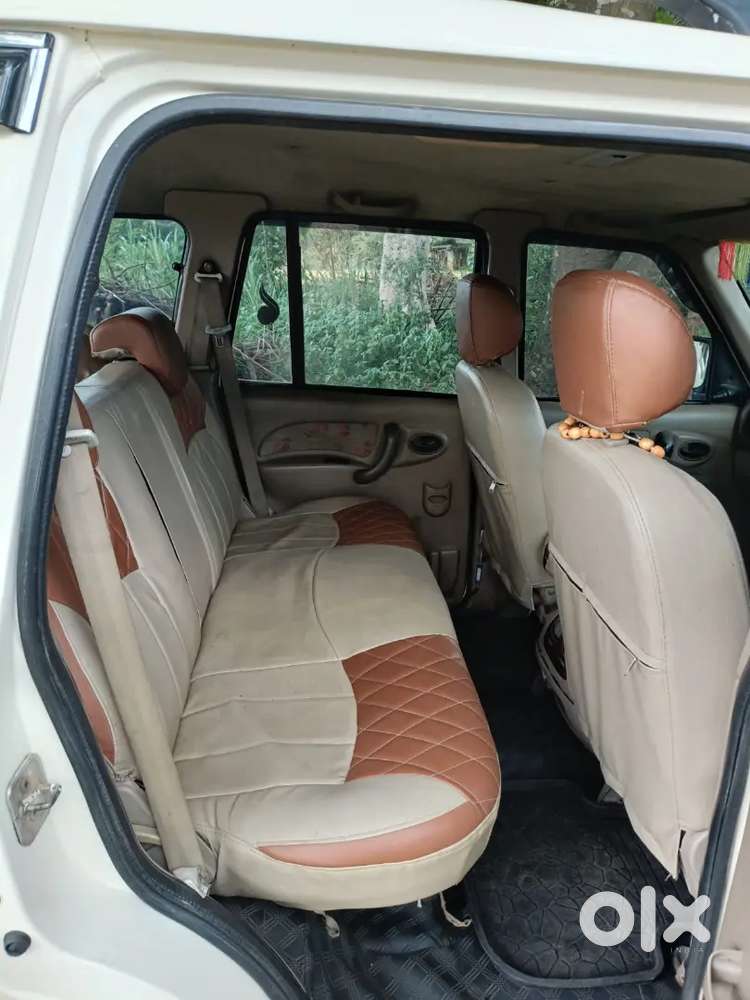 Mahindra Scorpio Classic 2007