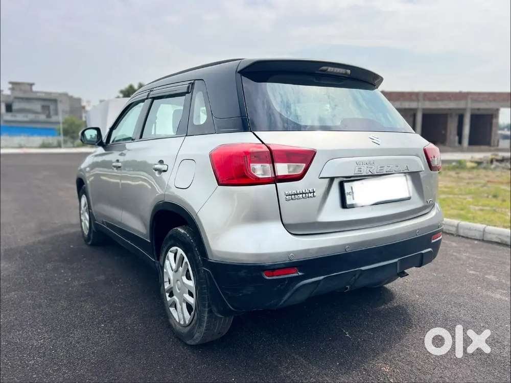 2016 Last Month's Model Vdi Breeza Silver Colour All Good Condition