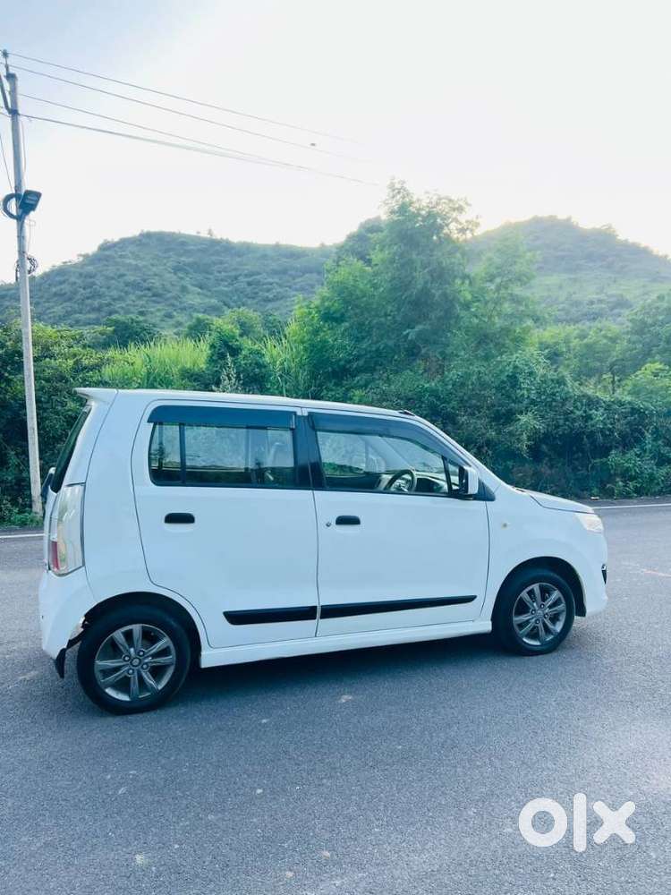 Maruti Suzuki Wagon R Amt Vxi, 2017, Petrol