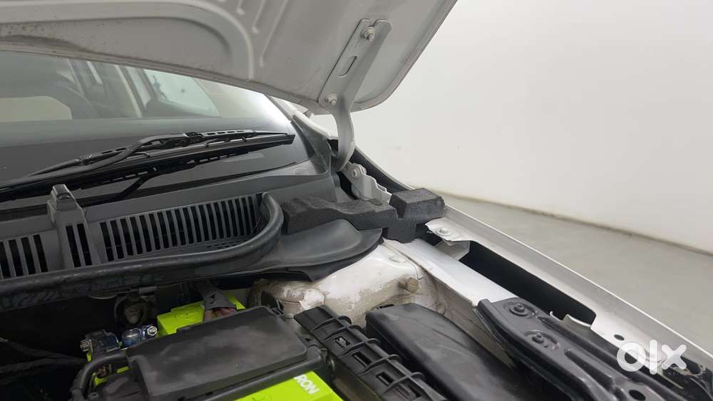 Skoda Slavia Active 1.0l Tsi Mt, 2022, Petrol