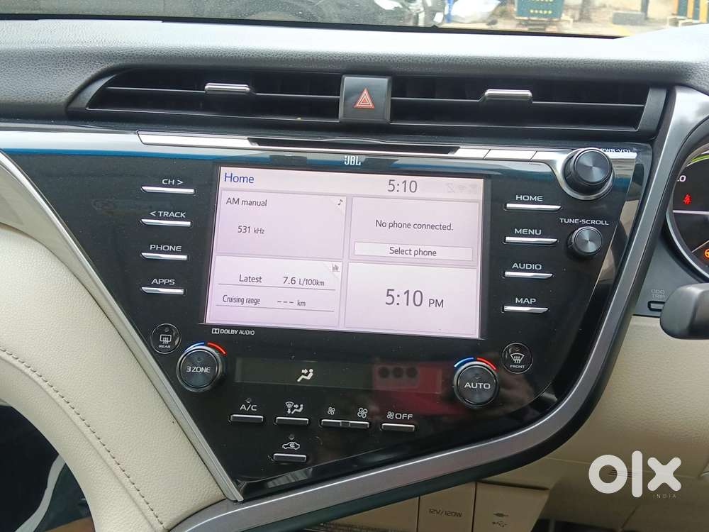 Toyota Camry 2.5 Hybrid, 2019, Petrol