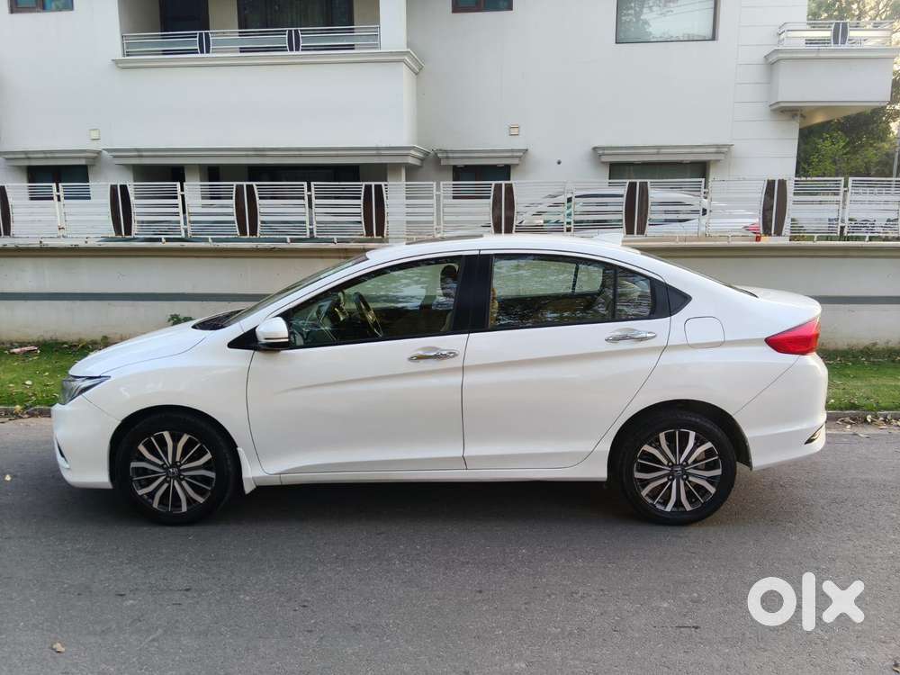 Honda City V At Sunroof, 2017, Petrol