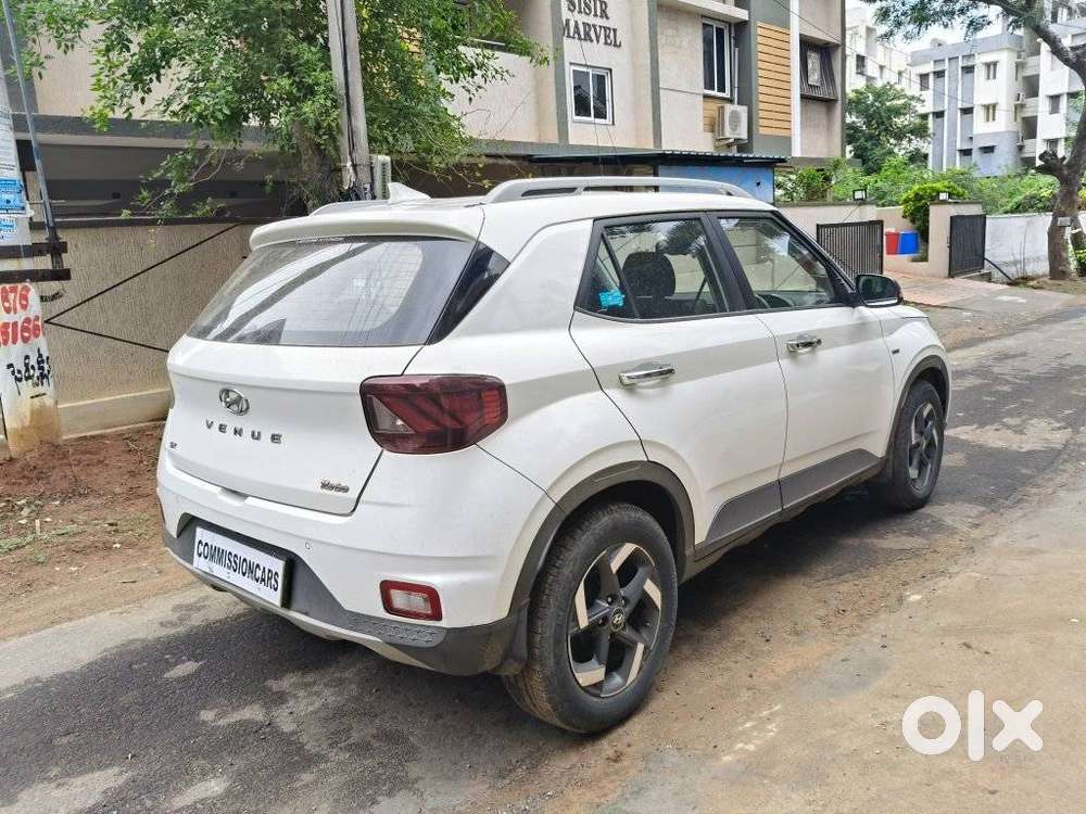 Hyundai Venue Sx Plus Turbo Dct, 2019, Petrol