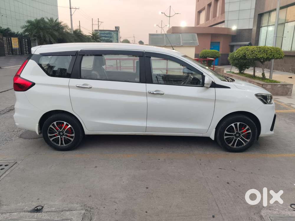Maruti Suzuki Ertiga Zxi (o) Cng [2022-2023], 2022, Cng & Hybrids
