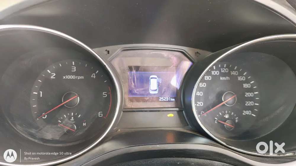 Kia Carnival 2021 Diesel 26000 Km Driven