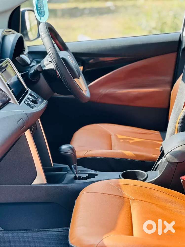 Toyota Innova Crysta 2.4 Gx Limited Edition At 7 Str, 2020, Diesel