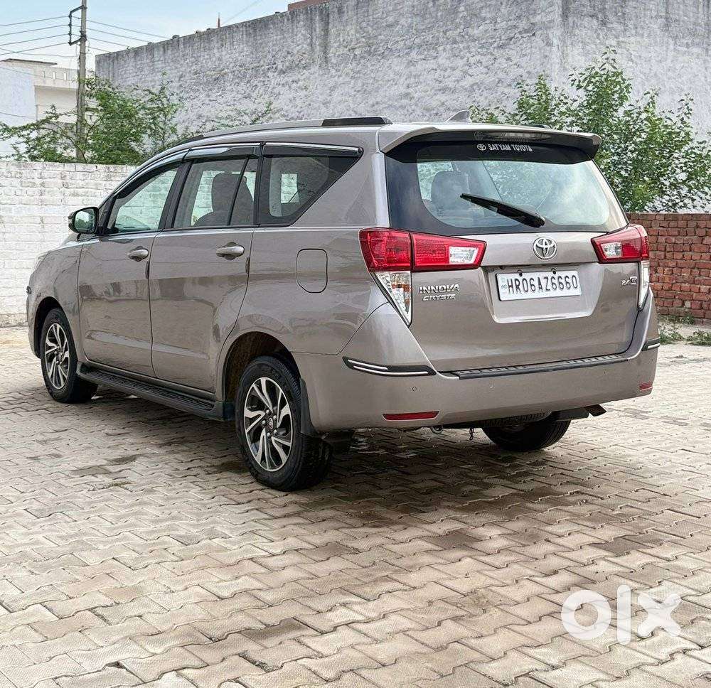 Toyota Innova Crysta 2.8 Gx At, 2021, Diesel