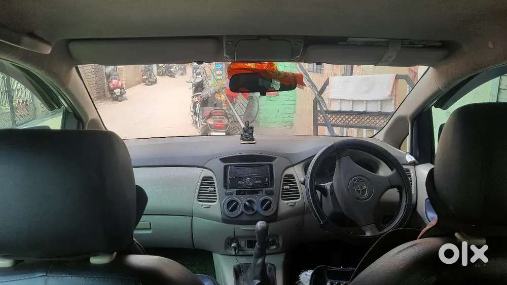 Toyota Innova 2.5 2010