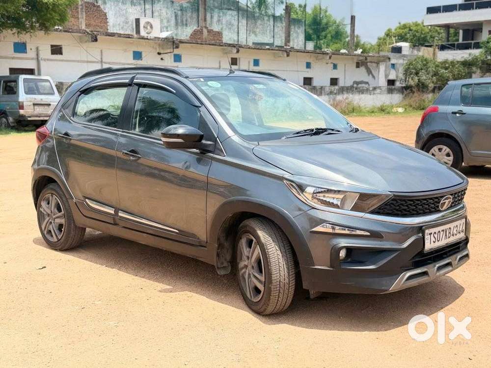 Tata Tiago 1.2 Revotron Xza, 2023, Petrol