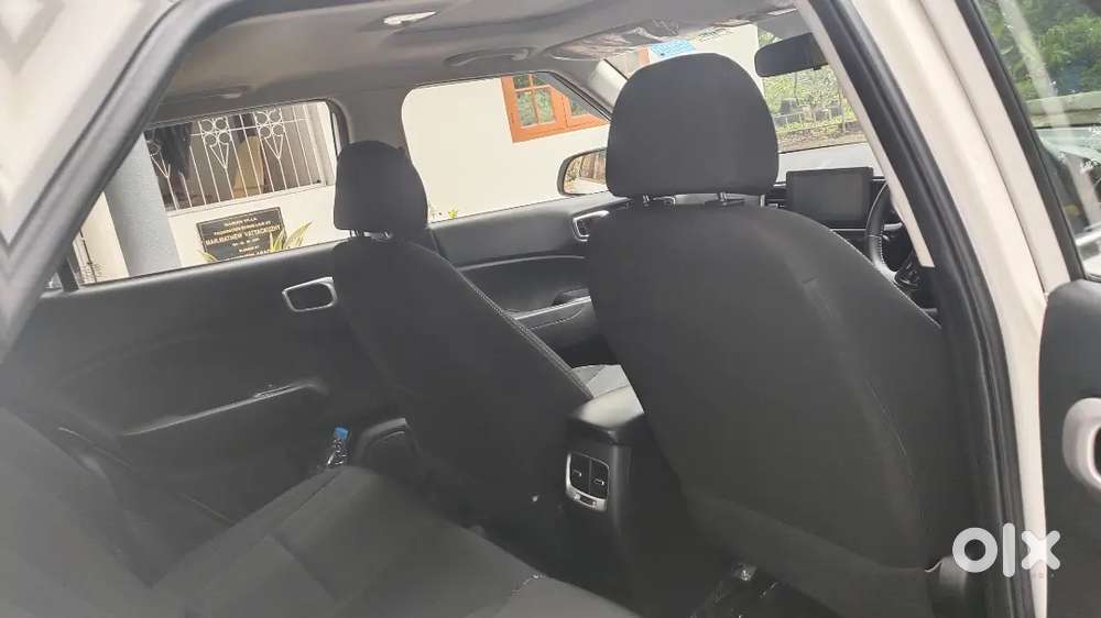 Hyundai Venue 2019 Model, Polar White Colour