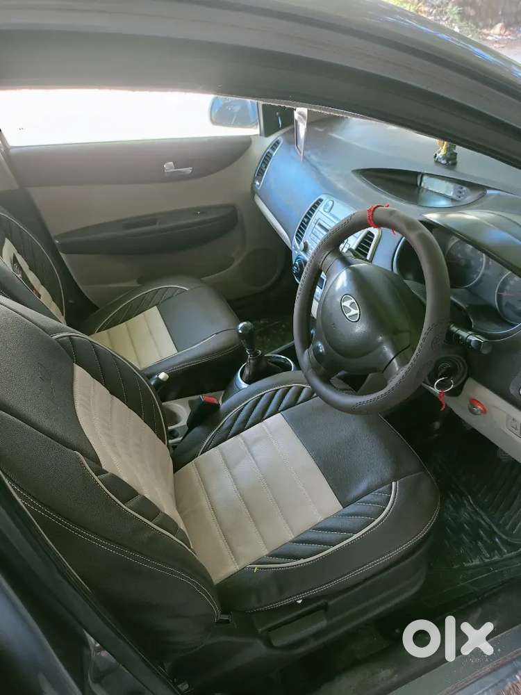 Hyundai I20 Magna Petrol 2010