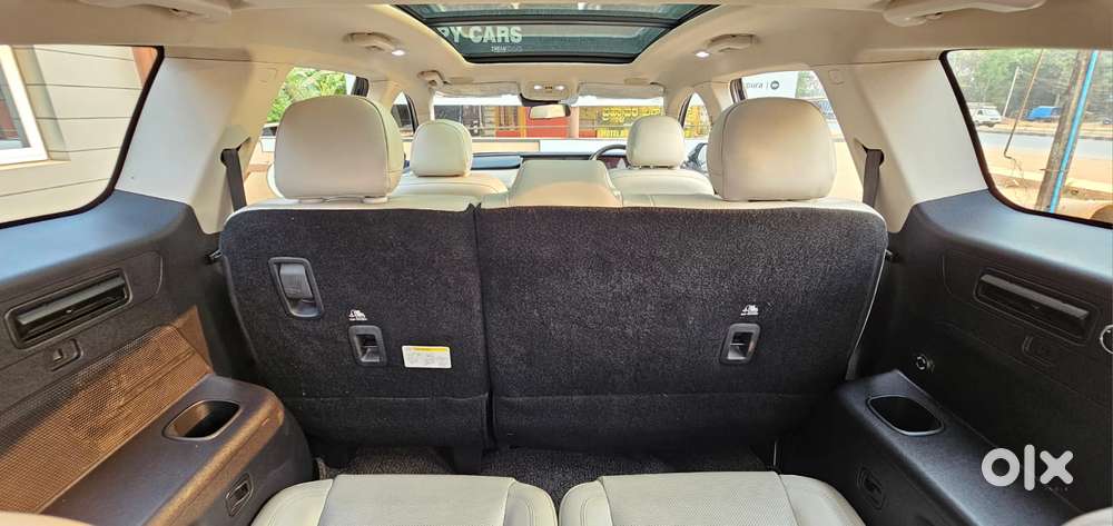 Mahindra Xuv700 2.2 Ax 7 Diesel At Luxury Pack Str, 2021, Diesel