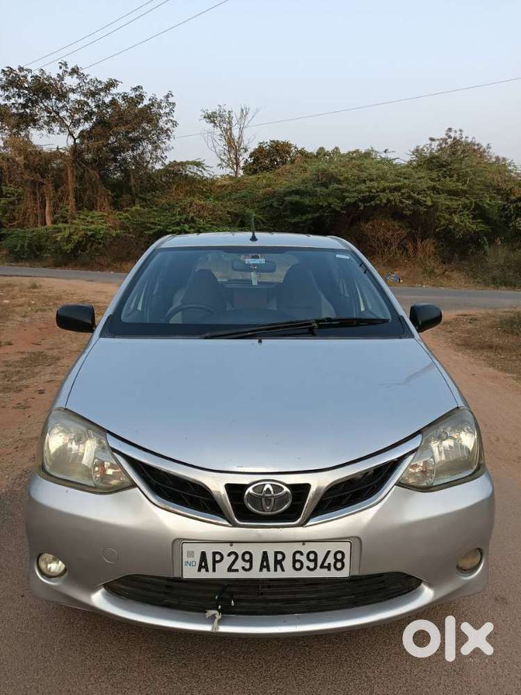 Toyota Etios Liva 2011-2012 V, 2011, Petrol