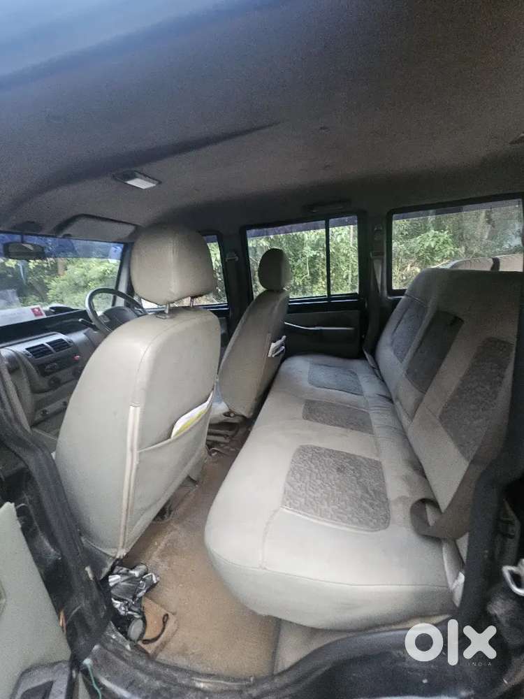 2012 Bolero Full Option
