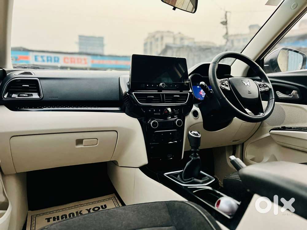 Mahindra Xuv 3xo, 2024, Petrol