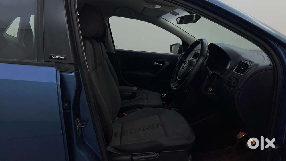 Volkswagen Polo Petrol Highline 1.2l, 2016, Petrol