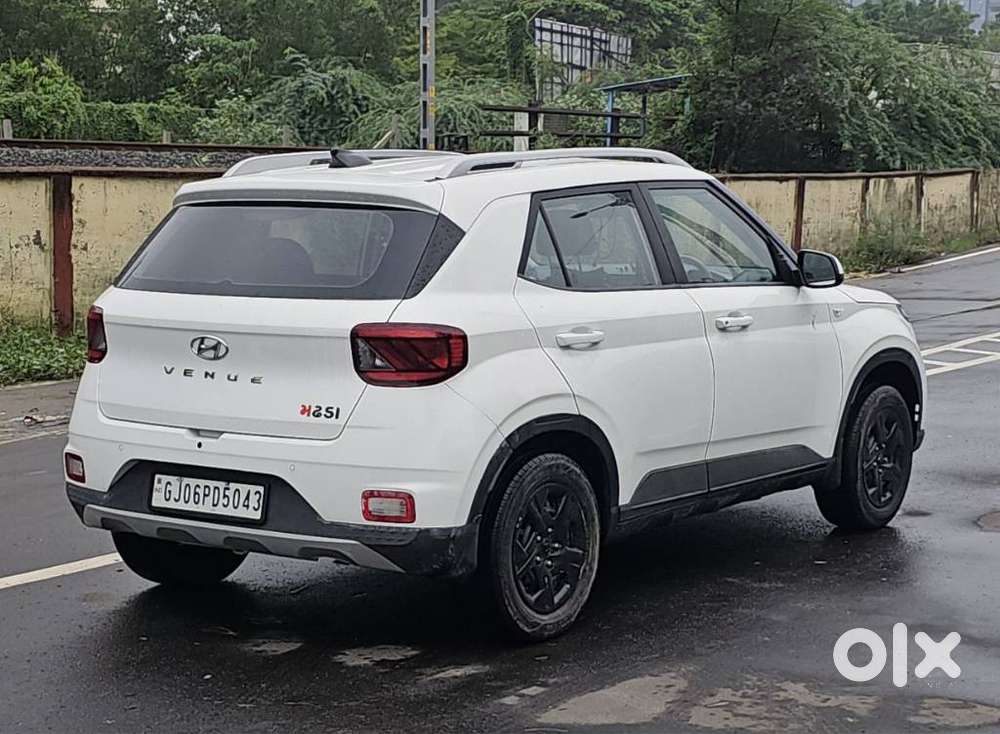 Hyundai Venue S Mt 1.2 Kappa, 2020, Cng & Hybrids