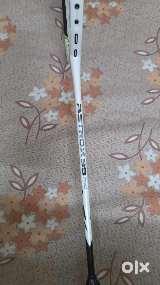 Yonex astrox 99 pro white tiger 2nd generation