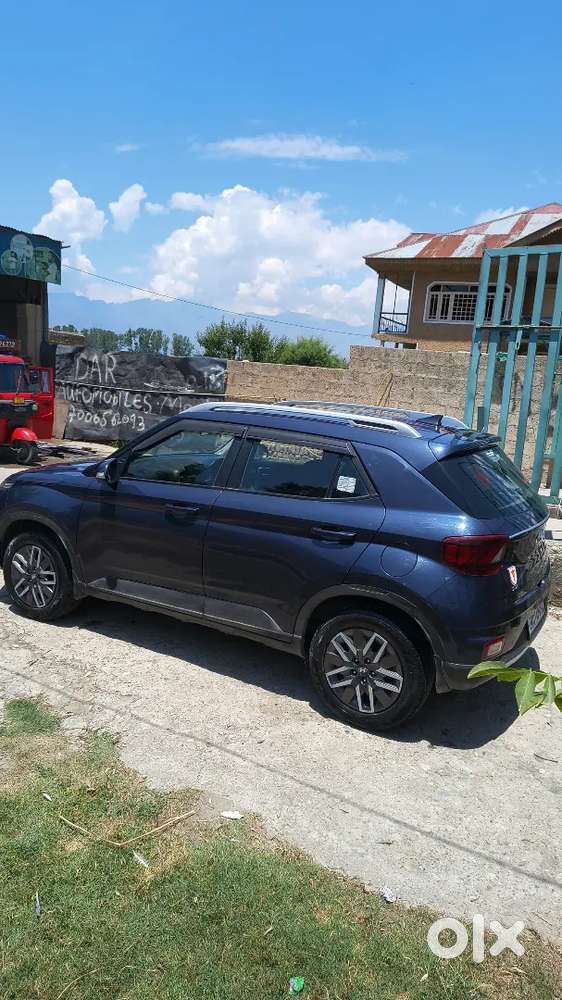 Hyundai Venue 2021 Diesel Well Maintained Doctor Car