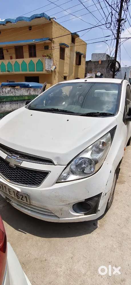 Chevrolet Beat Petrol 2012