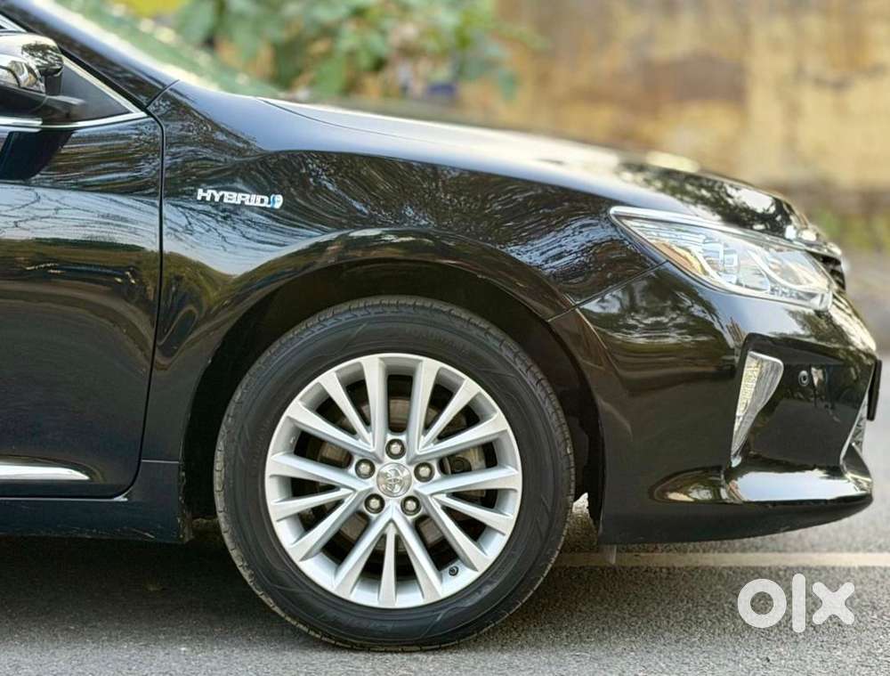 Toyota Camry 2.5 Hybrid, 2017, Cng & Hybrids