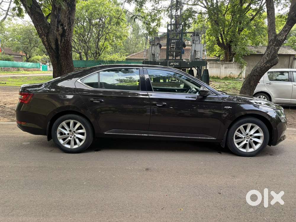 Skoda Superb Laurin And Klement 1.8, 2018, Petrol
