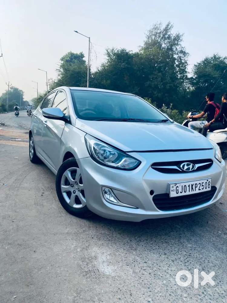 Hyundai Verna 1.6 Sx 2012