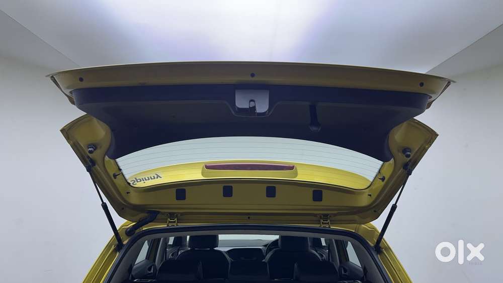 Volkswagen Taigun Topline 1.0 Tsi Mt (electric Seats), 2021, Petrol