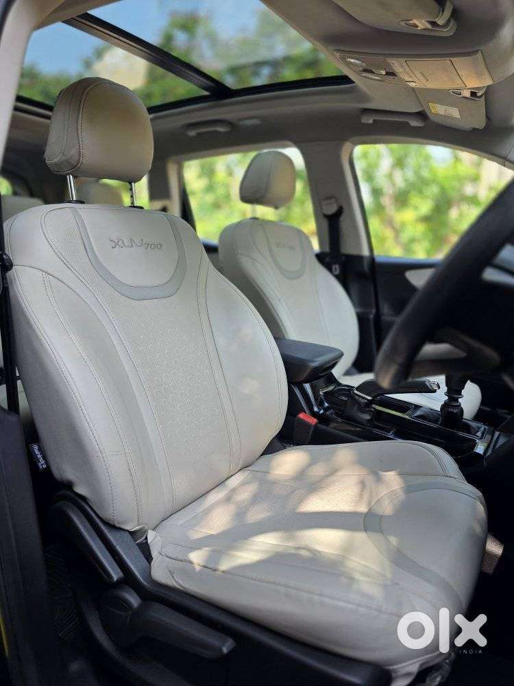 Mahindra Xuv700 2.2 Ax 5 Diesel Mt Str, 2023, Diesel